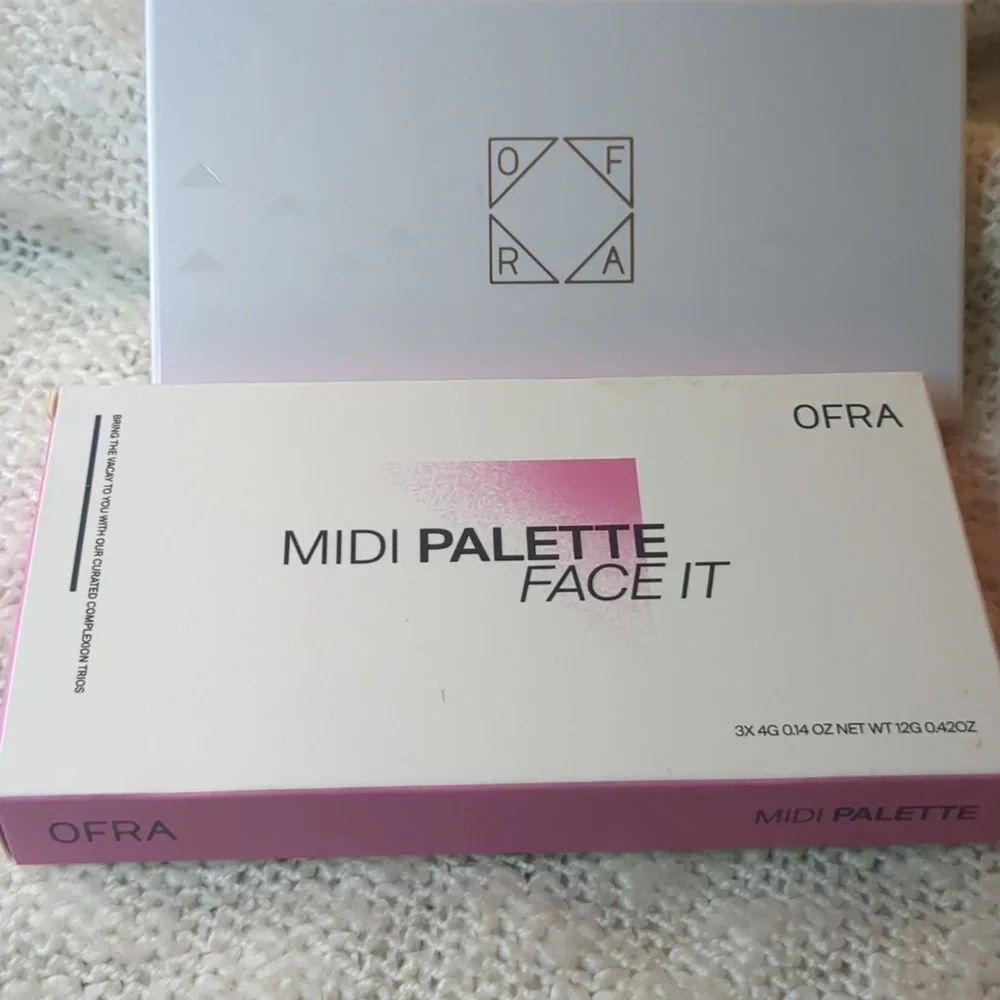 OFRA Face It Midi Palette in LIGHT, 12g/042oz(3x 4g/0.14)
